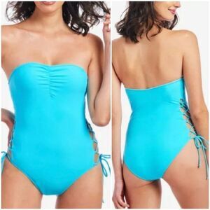 RACHEL Rachel Roy Sz Medium bandeau touquoise Lace-Up One-Piece Swimsuit